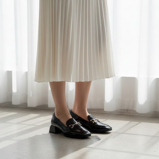 DIVINA - Black Patent