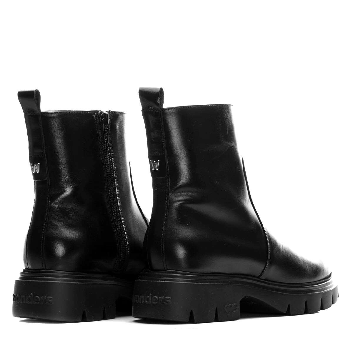 ANTONIA - Black