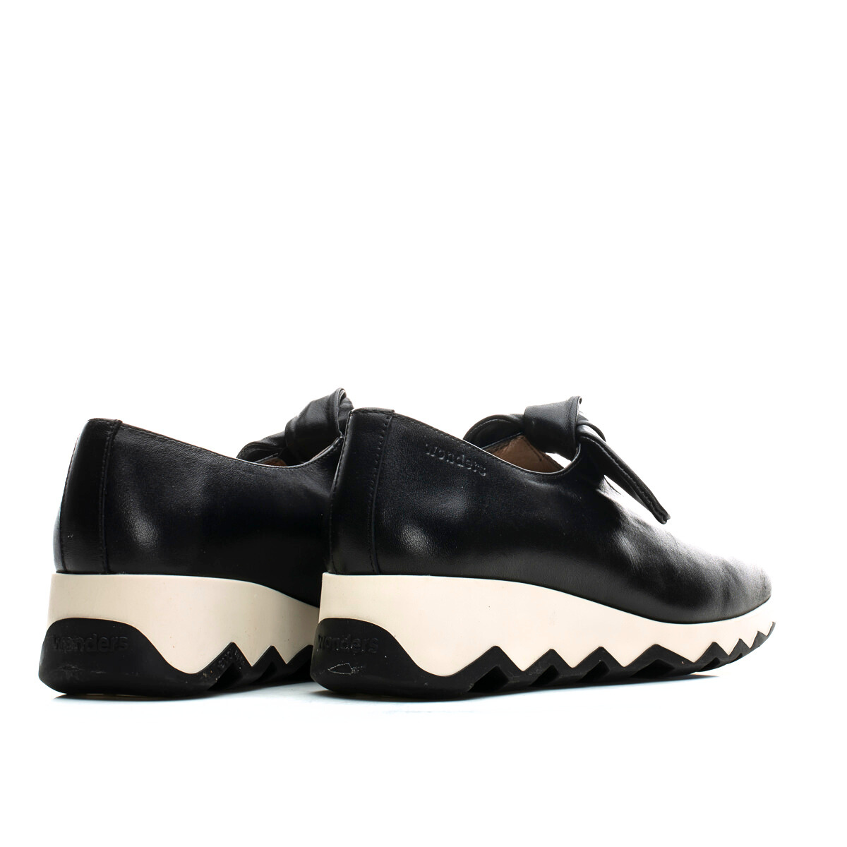 CARA - Black
