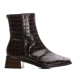 DESTINO - Chocolate Croc