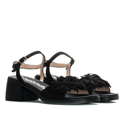 DASH - Black
