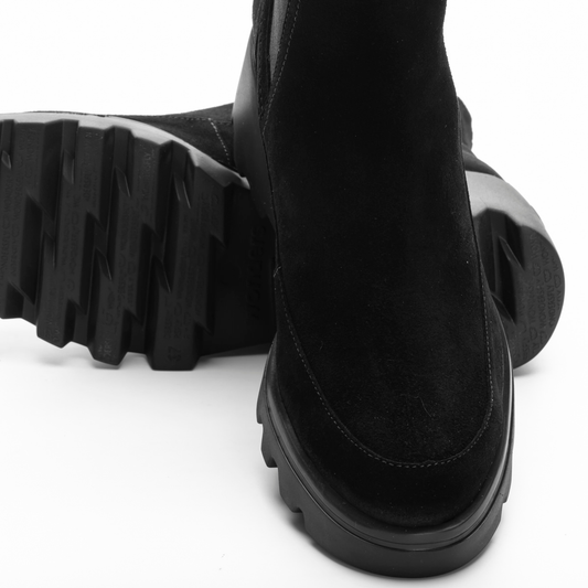 GRETCHEN - Black Suede