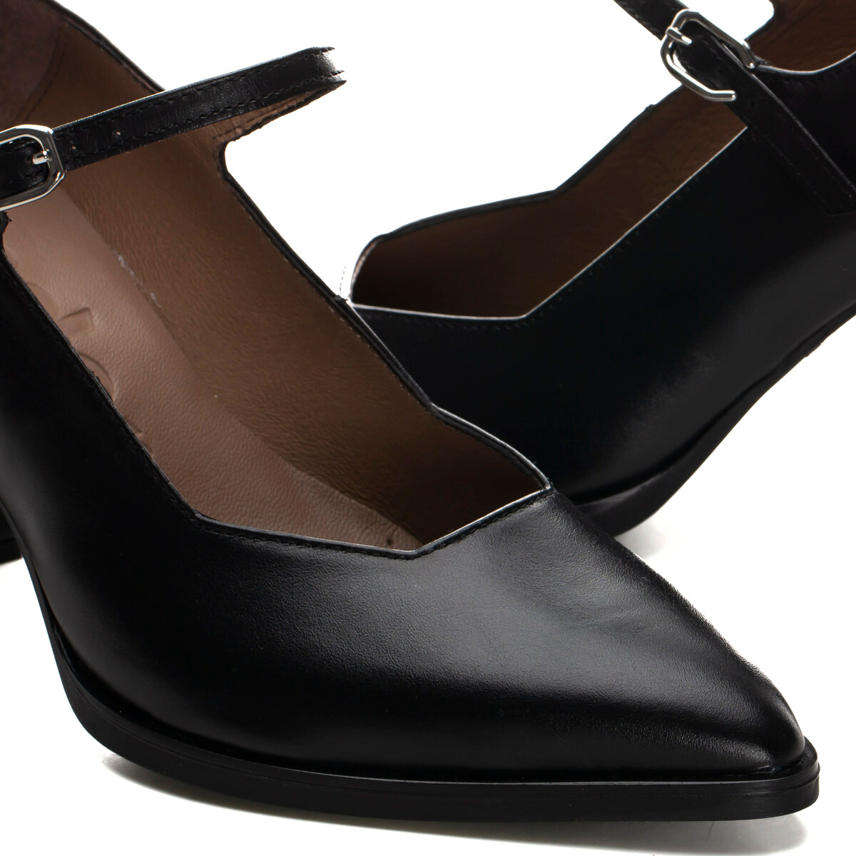 MADELEINE - Black